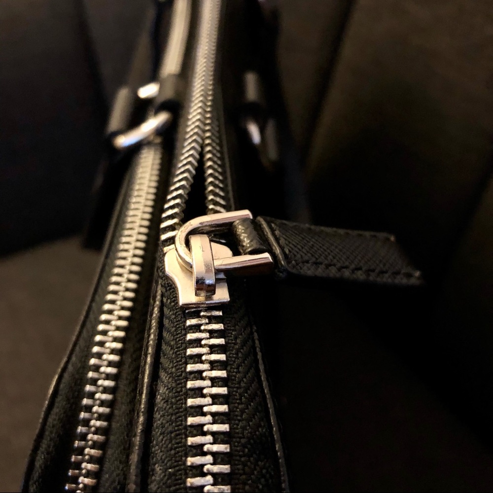 Prada Unisex Briefcase Borsa Viaggio Nero - Picture 7 of 8